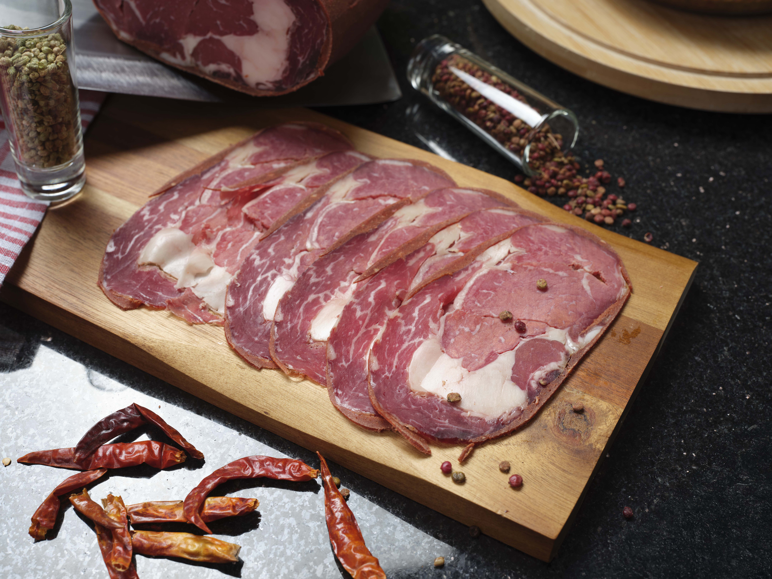 Çalhan Gurme - Antrikot Pastırma